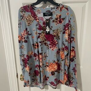 2x inner circle nwt top stretch